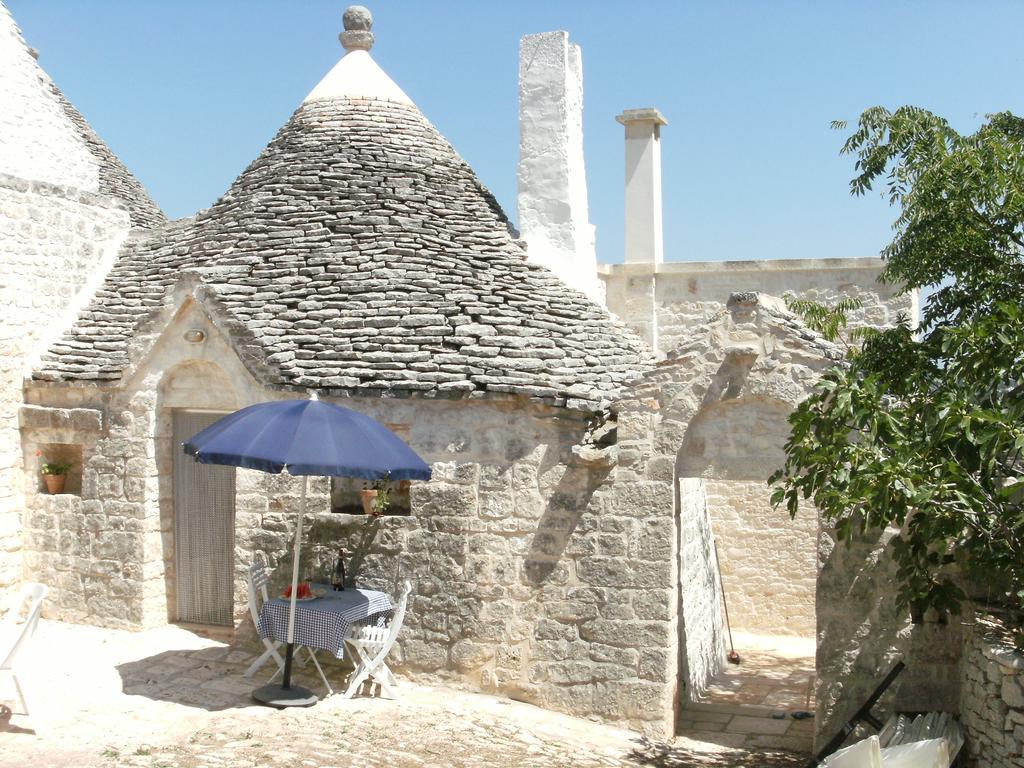 Trulli E Masseria Ianella Locorotondo Exterior photo